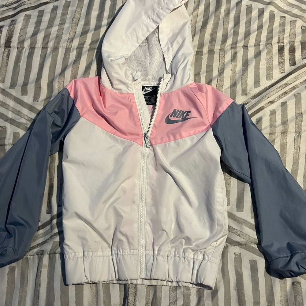 Nike windbreaker jacket with hood